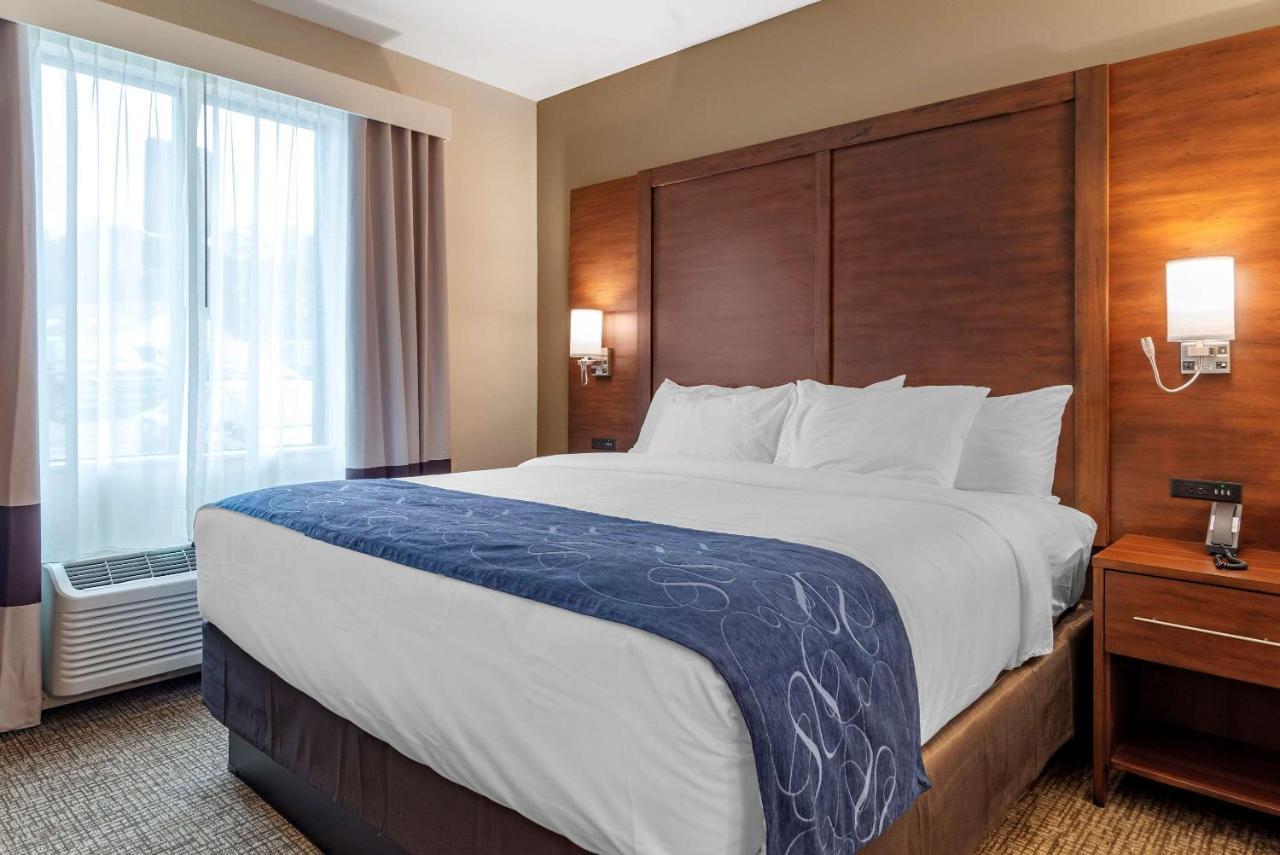 Comfort Suites Ньюнан Екстер'єр фото