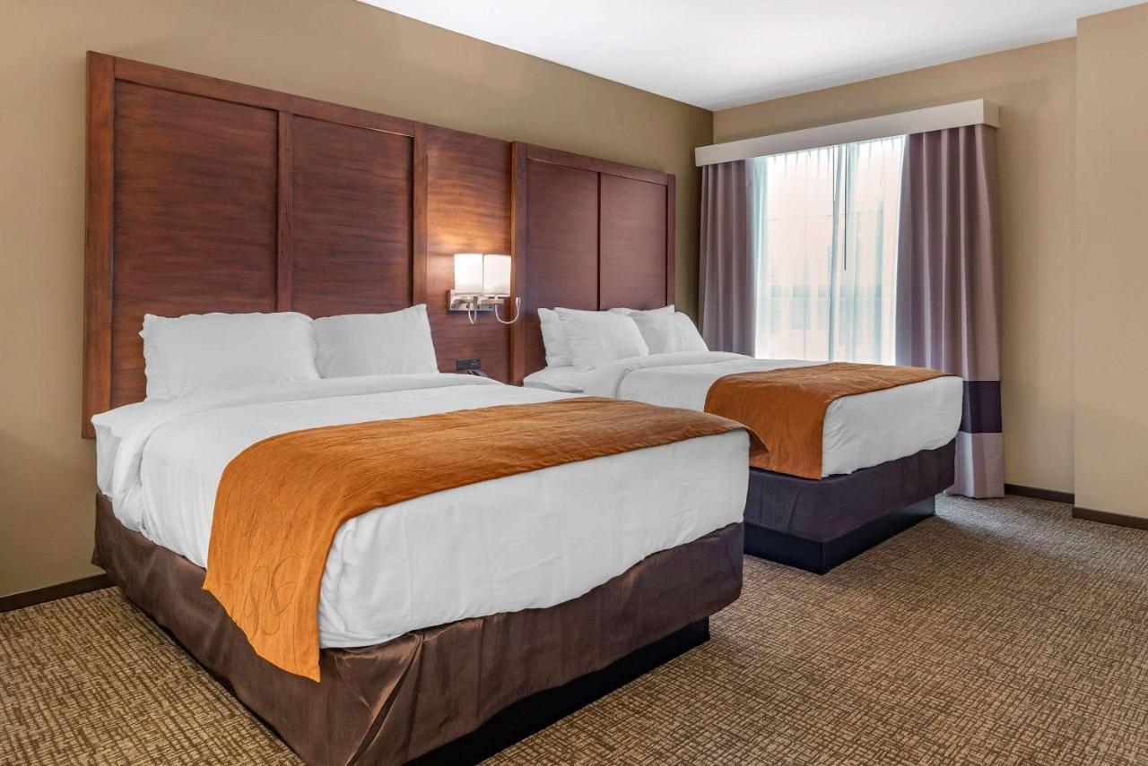 Comfort Suites Ньюнан Екстер'єр фото