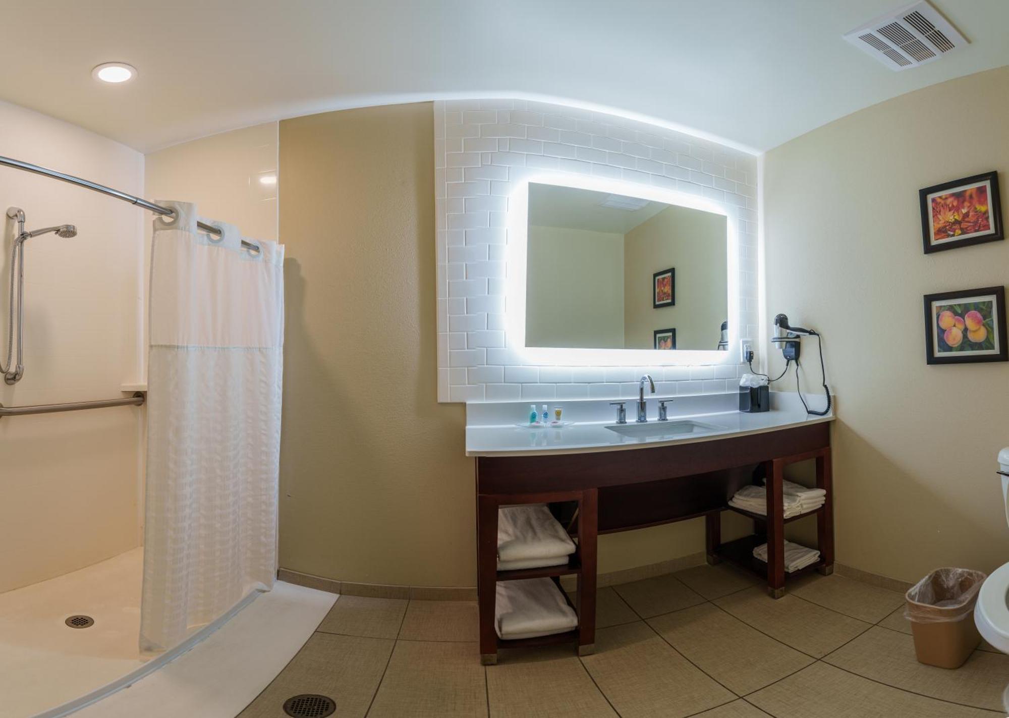 Comfort Suites Ньюнан Екстер'єр фото